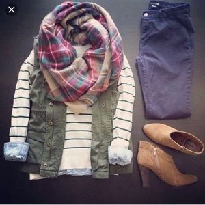 Olive green market & spruce cargo vest